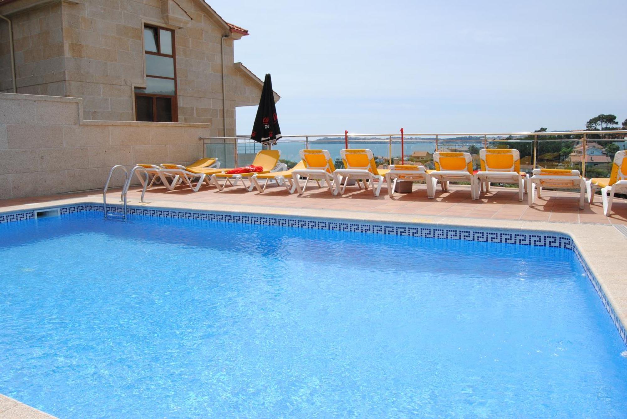 Apartamentos Riveiro Sanxenxo Exterior photo